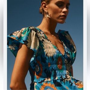 Rails Clementine Smocked NWOT Cotton Floral
Dress Pockets